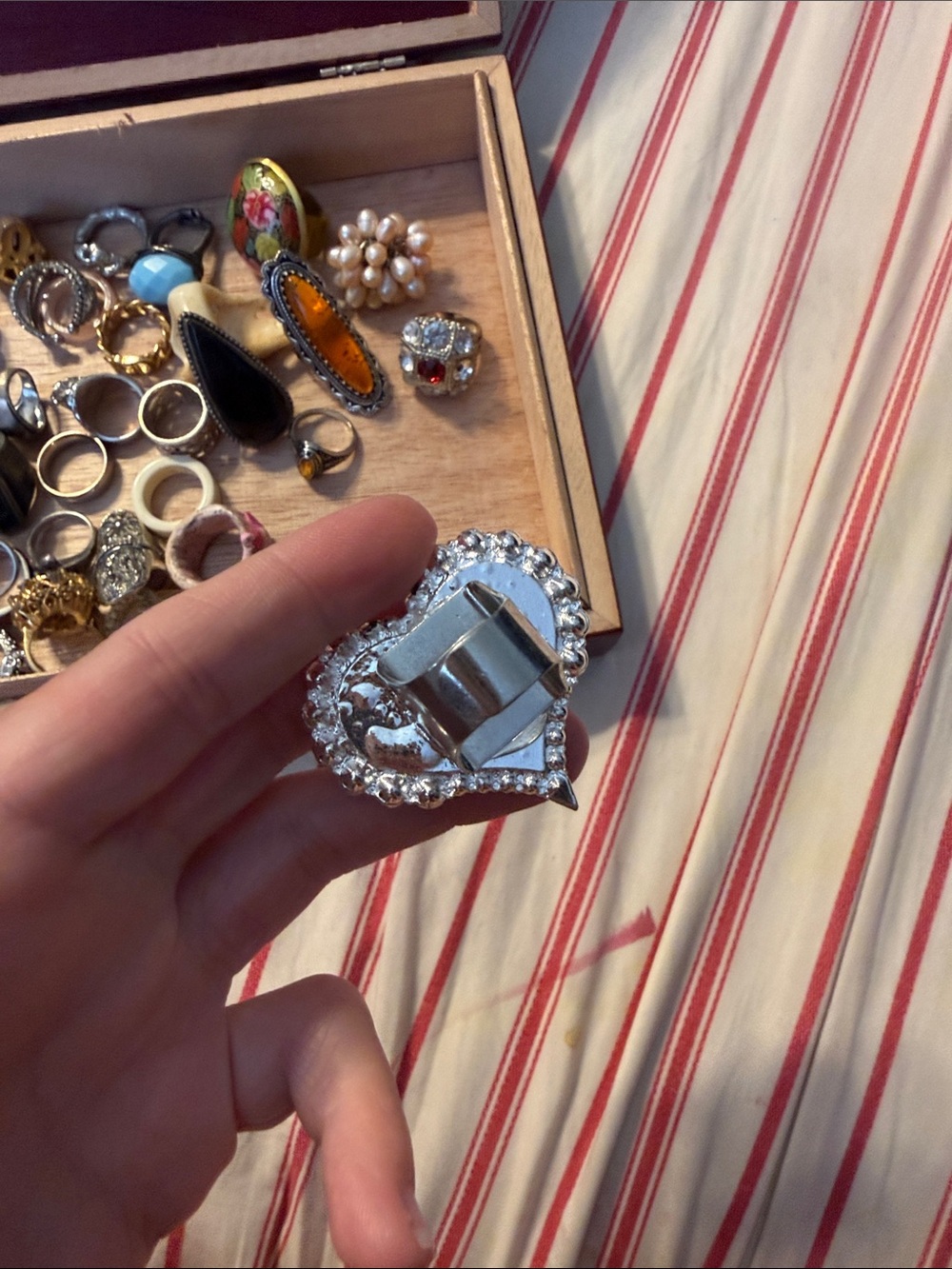 gucci ring - Picture 2 of 3